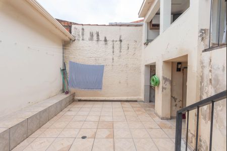 Casa à venda com 110m², 2 quartos e 3 vagas Casa à venda com 110m², 2 quartos e 3 vagasQuintal