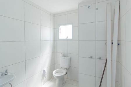 Banheiro de apartamento para alugar com 1 quarto, 34m² em Cidade Nova São Miguel, São Paulo