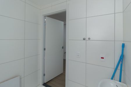 Apartamento para alugar com 34m², 1 quarto e sem vaga Apartamento para alugar com 34m², 1 quarto e sem vagaBanheiro