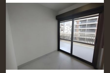 Apartamento para alugar com 68m², 2 quartos e 1 vaga