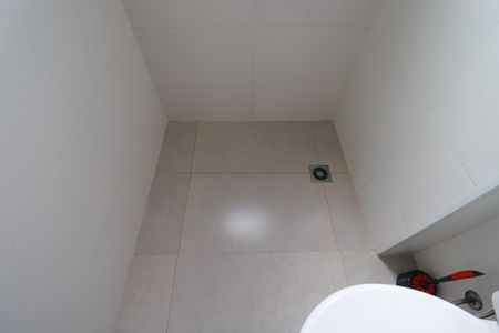 Apartamento para alugar com 64m², 2 quartos e 2 vagasBanheiro 