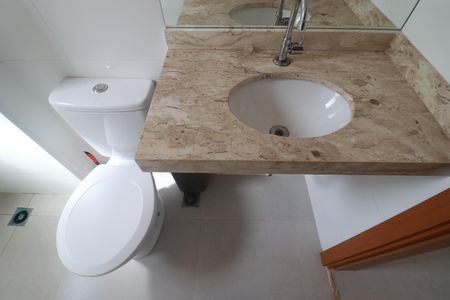 Apartamento para alugar com 64m², 2 quartos e 2 vagasBanheiro 