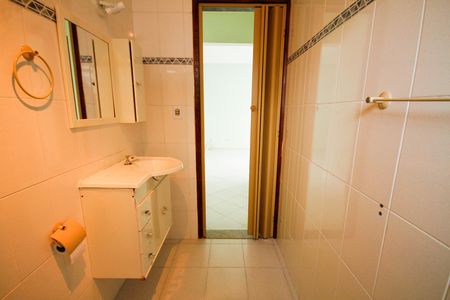 Apartamento para alugar com 112m², 2 quartos e 1 vaga Apartamento para alugar com 112m², 2 quartos e 1 vagaBanheiro