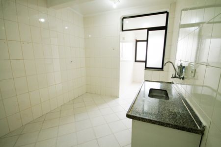 Cozinha de apartamento para alugar com 2 quartos, 112m² em Boqueirão, Praia Grande