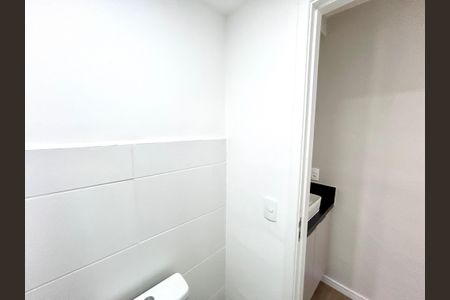 Apartamento à venda com 55m², 2 quartos e 1 vaga Apartamento à venda com 55m², 2 quartos e 1 vagaBanheiro 1