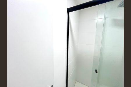 Apartamento à venda com 55m², 2 quartos e 1 vaga Apartamento à venda com 55m², 2 quartos e 1 vagaBanheiro 1