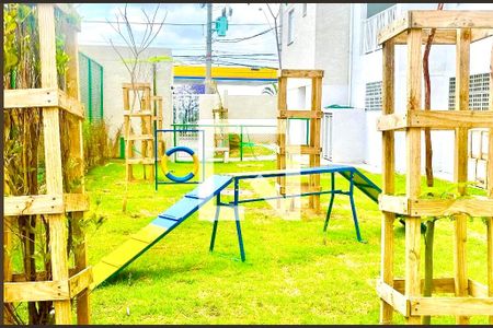 Apartamento à venda com 55m², 2 quartos e 1 vaga Apartamento à venda com 55m², 2 quartos e 1 vagaÁrea comum - Playground