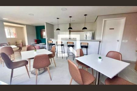 Apartamento à venda com 55m², 2 quartos e 1 vaga Apartamento à venda com 55m², 2 quartos e 1 vagaÁrea comum - Salão de festas