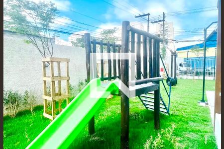Apartamento à venda com 55m², 2 quartos e 1 vaga Apartamento à venda com 55m², 2 quartos e 1 vagaÁrea comum - Playground