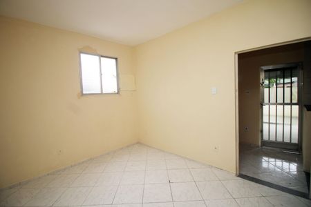 Quarto de casa para alugar com 1 quarto, 70m² em Vista Alegre, Rio de Janeiro