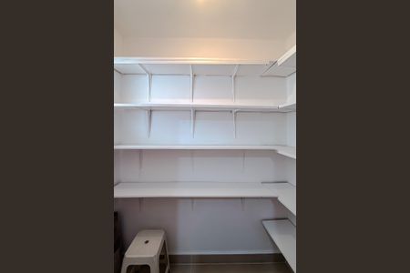 Apartamento para alugar com 90m², 2 quartos e sem vaga Apartamento para alugar com 90m², 2 quartos e sem vagaDespensa