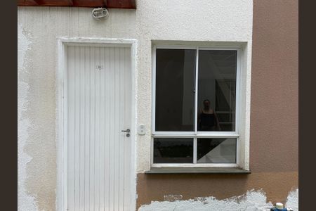 Casa de condomínio para alugar com 85m², 2 quartos e 1 vagaFachada