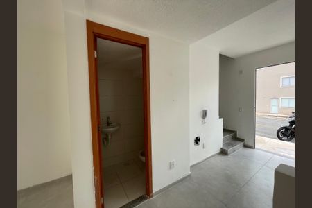 Casa de condomínio para alugar com 85m², 2 quartos e 1 vagaSala