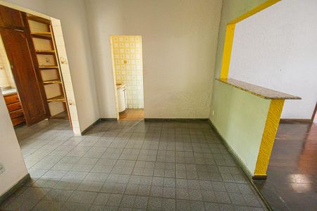 Casa à venda com 182m², 5 quartos e 4 vagascopa