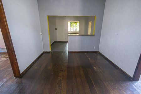 sala 2 de casa para alugar com 5 quartos, 182m² em Glória, Belo Horizonte