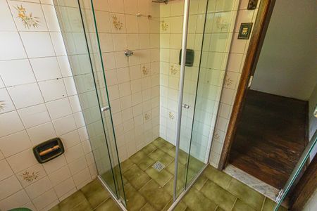 Casa à venda com 182m², 5 quartos e 4 vagassuite