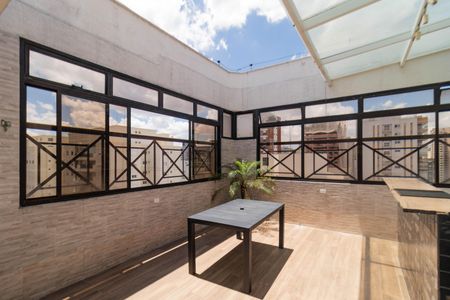 Apartamento à venda com 112m², 2 quartos e 2 vagas Apartamento à venda com 112m², 2 quartos e 2 vagasCobertura