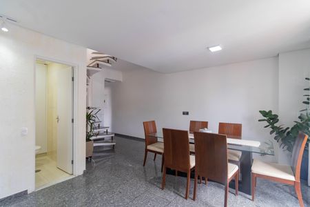 Apartamento à venda com 112m², 2 quartos e 2 vagas Apartamento à venda com 112m², 2 quartos e 2 vagasSala