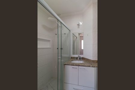 Apartamento à venda com 112m², 2 quartos e 2 vagas Apartamento à venda com 112m², 2 quartos e 2 vagasBanheiro da Suíte 2