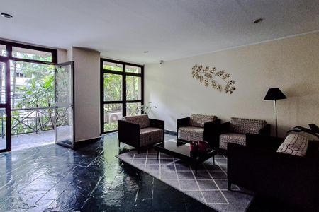 Apartamento à venda com 112m², 2 quartos e 2 vagas Apartamento à venda com 112m², 2 quartos e 2 vagasHall social