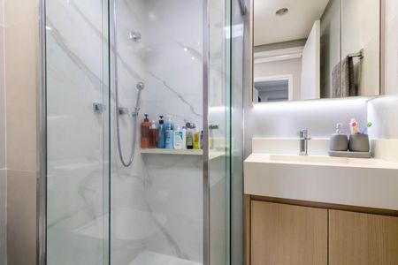 Apartamento à venda com 42m², 2 quartos e 1 vaga Apartamento à venda com 42m², 2 quartos e 1 vagaBanheiro