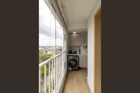 Apartamento à venda com 42m², 2 quartos e 1 vaga Apartamento à venda com 42m², 2 quartos e 1 vagaSacada