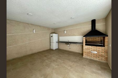 Apartamento à venda com 42m², 2 quartos e 1 vaga Apartamento à venda com 42m², 2 quartos e 1 vagaArea Comum - Churrasqueira