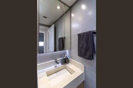 Apartamento à venda com 42m², 2 quartos e 1 vaga Apartamento à venda com 42m², 2 quartos e 1 vagaBanheiro