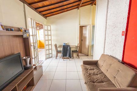 sala de casa à venda com 3 quartos, 105m² em Glória, Belo Horizonte