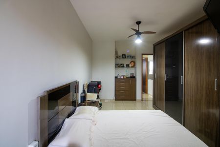 Casa à venda com 85m², 2 quartos e 2 vagas Casa à venda com 85m², 2 quartos e 2 vagasQuarto 1