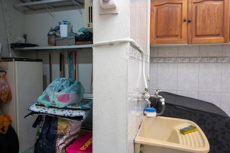 Casa à venda com 85m², 2 quartos e 2 vagas Casa à venda com 85m², 2 quartos e 2 vagasÁrea de Serviço