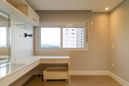 Apartamento para alugar com 241m², 4 quartos e 4 vagasSuíte 1