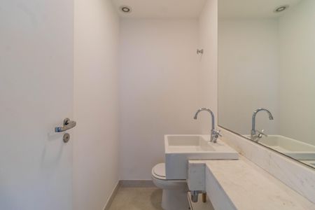 Apartamento para alugar com 241m², 4 quartos e 4 vagasLavabo