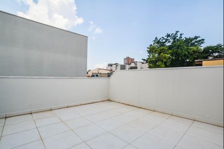 Apartamento à venda com 127m², 2 quartos e 1 vaga Apartamento à venda com 127m², 2 quartos e 1 vagaCobertura