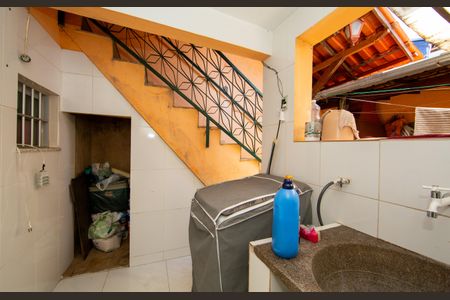 Casa à venda com 235m², 4 quartos e 4 vagas Casa à venda com 235m², 4 quartos e 4 vagasAREA DE SERVICO