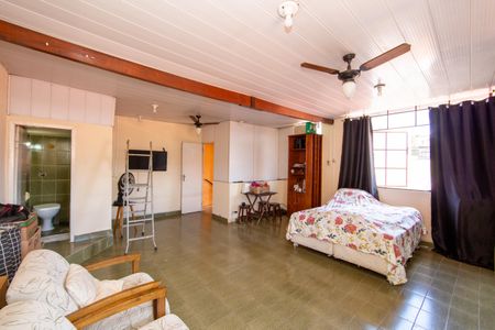 Casa à venda com 235m², 4 quartos e 4 vagas Casa à venda com 235m², 4 quartos e 4 vagasQUARTO3