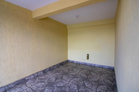 Casa à venda com 250m², 3 quartos e 2 vagas Casa à venda com 250m², 3 quartos e 2 vagasgaragem casa 2