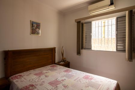 Quarto 2 casa 1 de casa à venda com 3 quartos, 250m² em Jardim Fernandes, São Paulo