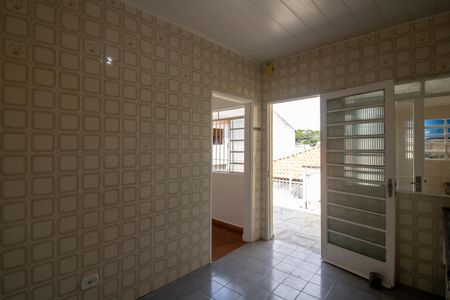 Casa à venda com 250m², 3 quartos e 2 vagas Casa à venda com 250m², 3 quartos e 2 vagasCozinha casa 2
