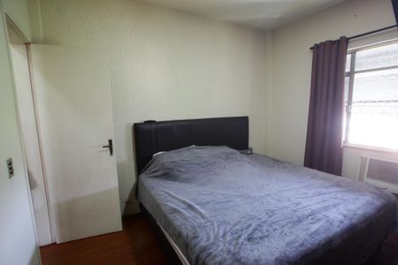 Quarto de apartamento à venda com 1 quarto, 62m² em Tanque, Rio de Janeiro