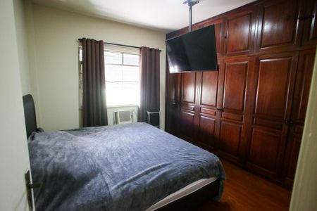 Quarto de apartamento à venda com 1 quarto, 62m² em Tanque, Rio de Janeiro