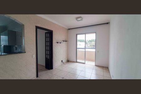 Sala de apartamento para alugar com 2 quartos, 55m² em Km 18, Osasco
