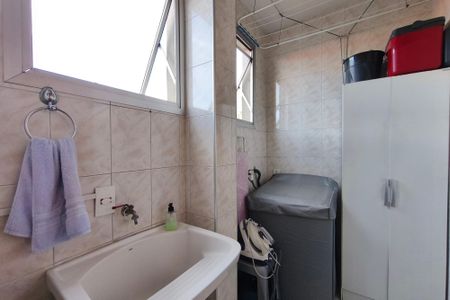 Apartamento à venda com 75m², 2 quartos e 1 vagaÁrea de Serviço