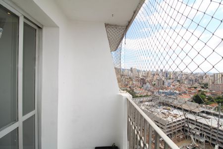 Apartamento para alugar com 70m², 2 quartos e 1 vagaSala - Varanda