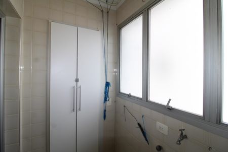 Apartamento para alugar com 70m², 2 quartos e 1 vagaÁrea de Serviço