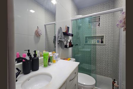 Apartamento para alugar com 115m², 2 quartos e sem vagaBanheiro da Suíte