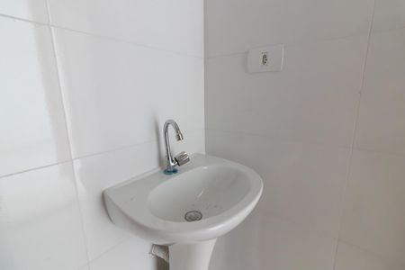 Apartamento para alugar com 37m², 2 quartos e sem vaga Apartamento para alugar com 37m², 2 quartos e sem vagaBanheiro