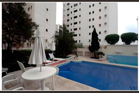 Apartamento para alugar com 123m², 4 quartos e 2 vagas