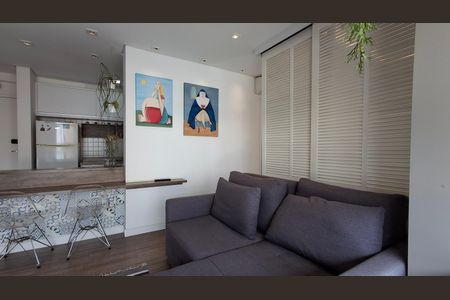 Sala de apartamento para alugar com 1 quarto, 47m² em Cambuí, Campinas