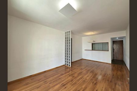 Sala de apartamento para alugar com 3 quartos, 86m² em Itaim Bibi, São Paulo